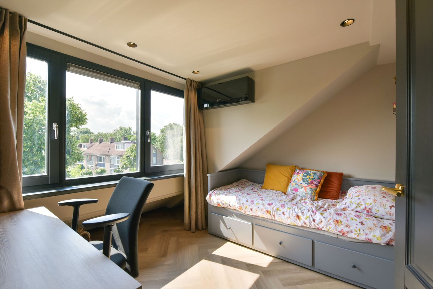 Foto 29 van Hoofdweg 68