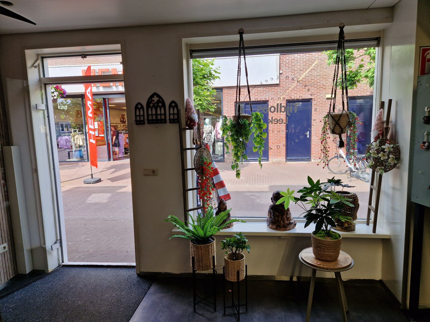 Bekijk foto 2 van Tolberterstraat 29
