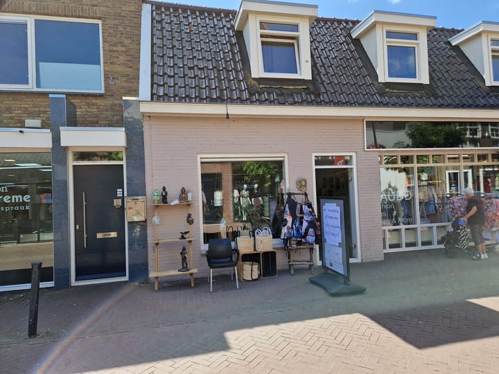 Tolberterstraat 29, Leek