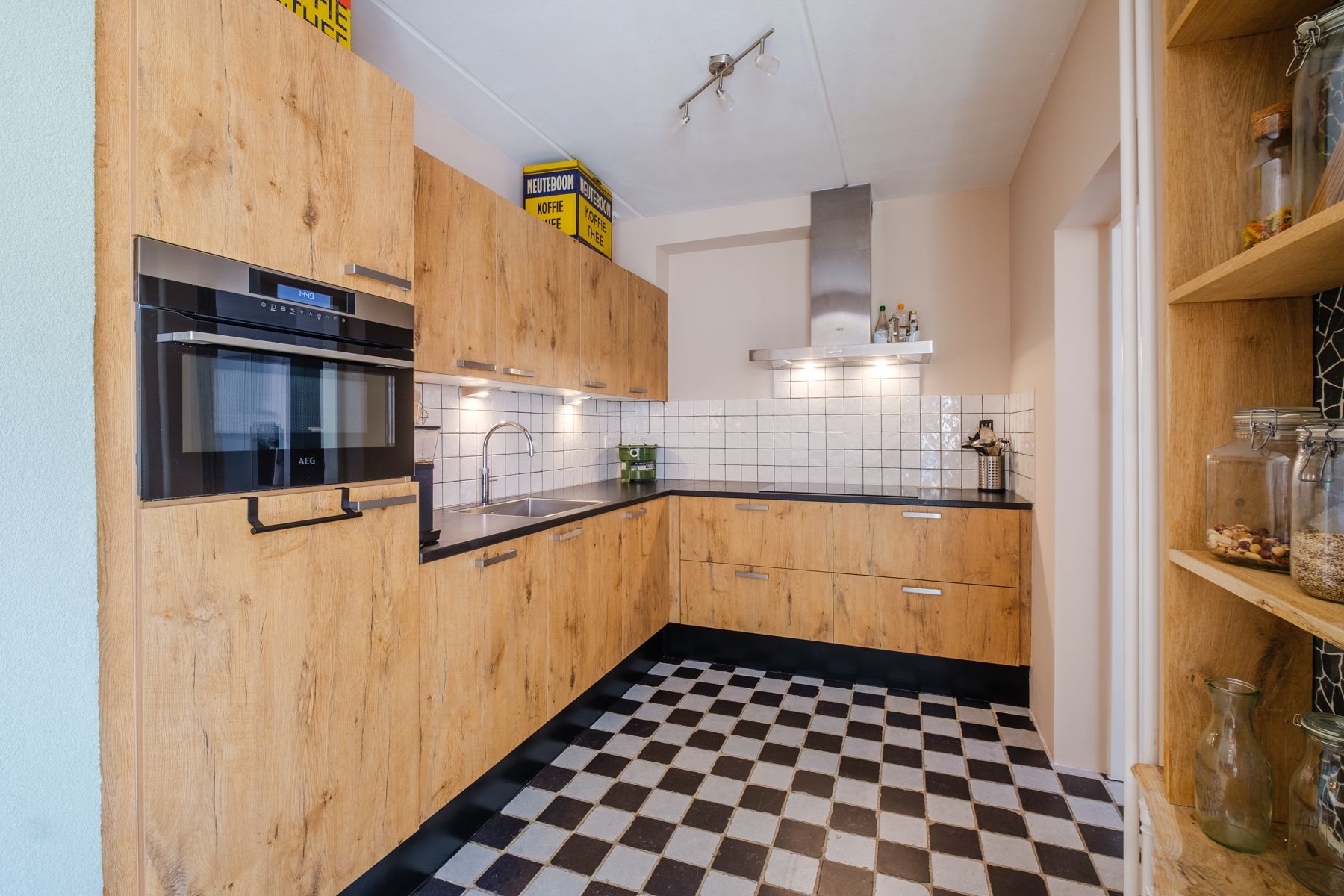 Foto 12 van De Bonkelaar 28