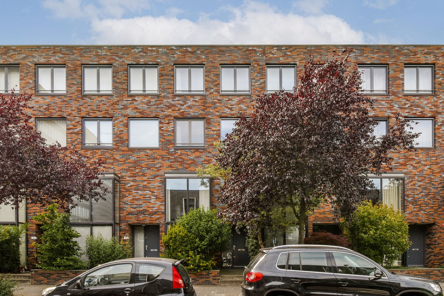 Foto 1 van J.H. van den Broekstraat 87