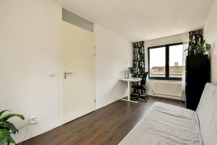 Foto 17 van J.H. van den Broekstraat 87