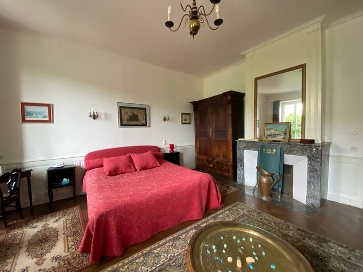 Foto 11 van Rue De La Cité