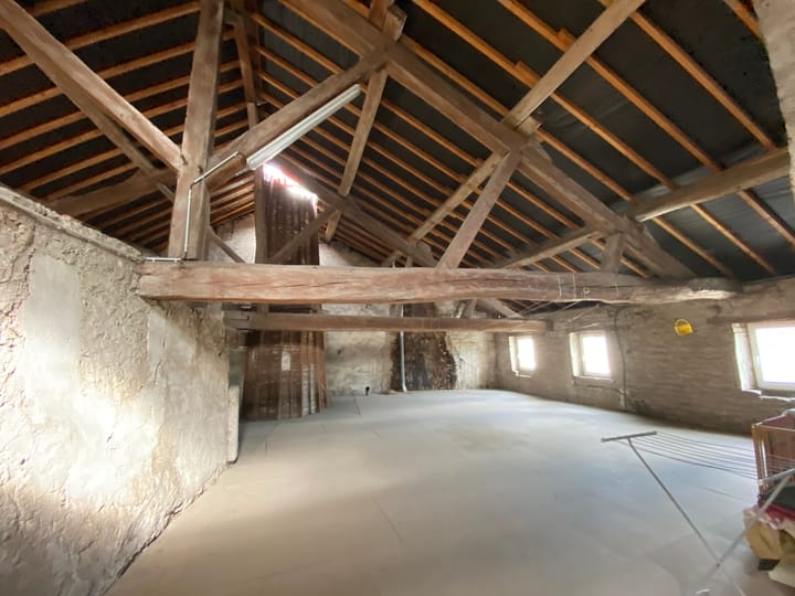 Foto 23 van Rue De La Cité