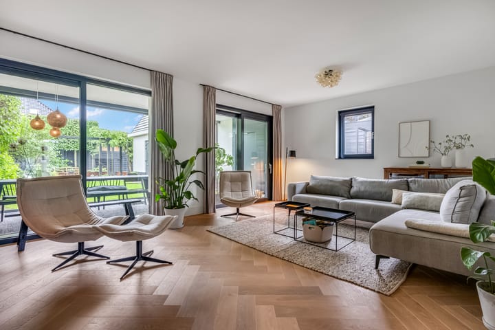 Foto 12 van Woudseweg 35