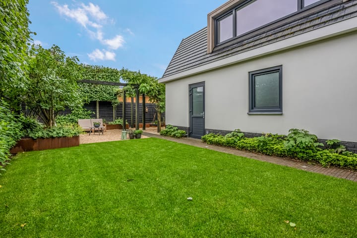 Foto 52 van Woudseweg 35