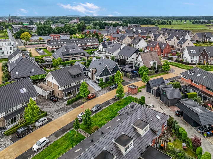 Foto 60 van Woudseweg 35