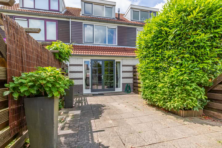 Foto 36 van Franciscanenstraat 3