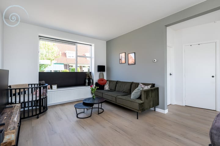 Foto 9 van Oostenrijksestraat 16