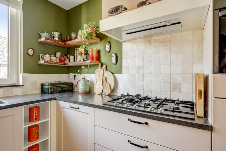 Foto 18 van Motorrijtuigstraat 13