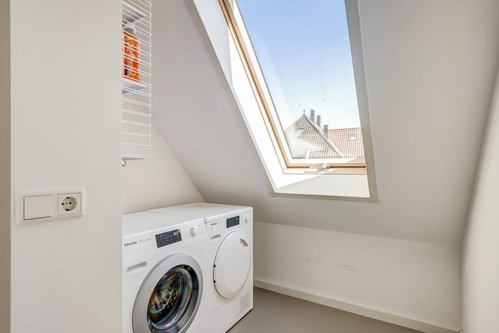 Foto 29 van Motorrijtuigstraat 13