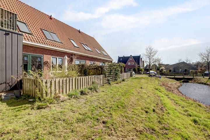 Foto 37 van Motorrijtuigstraat 13