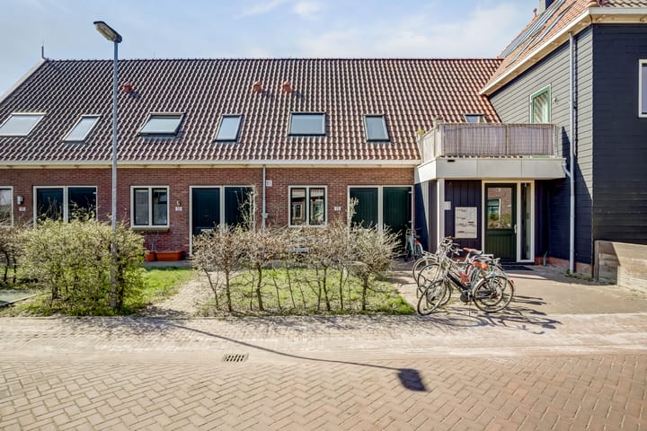 Foto 42 van Motorrijtuigstraat 13