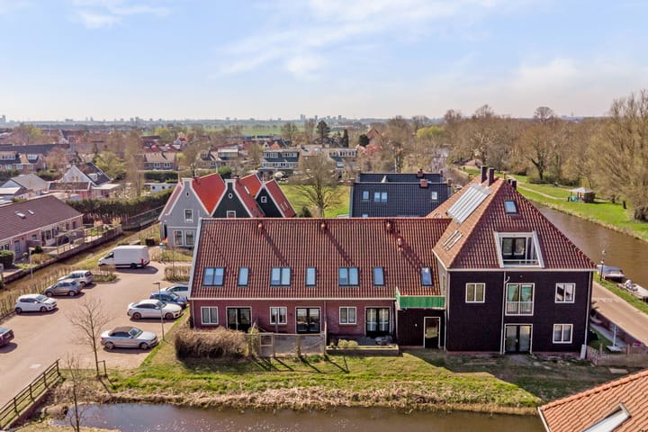 Foto 46 van Motorrijtuigstraat 13