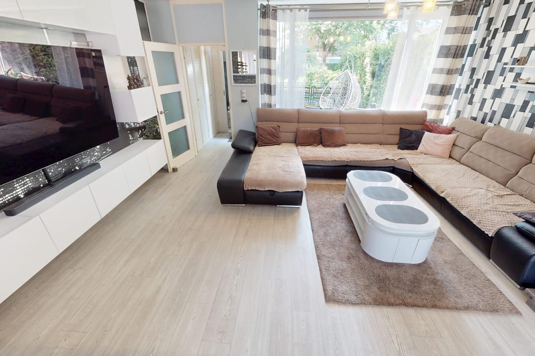 Foto 17 van Duiker 50