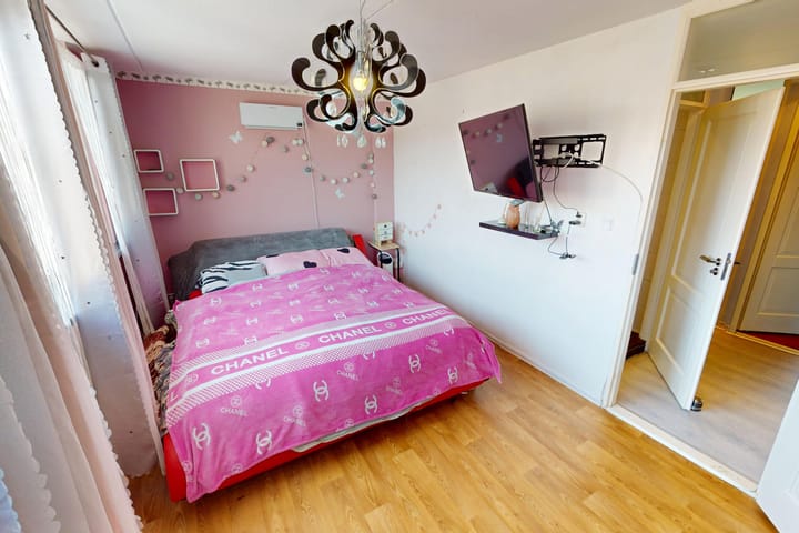 Foto 41 van Duiker 50