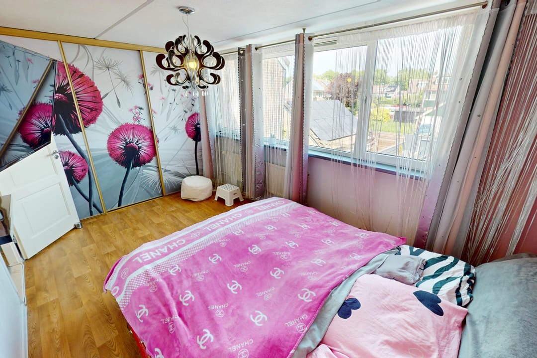 Foto 43 van Duiker 50