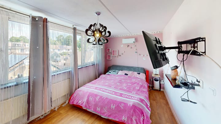 Foto 46 van Duiker 50