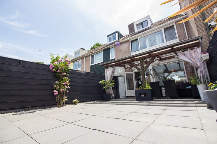 Foto 71 van Duiker 50