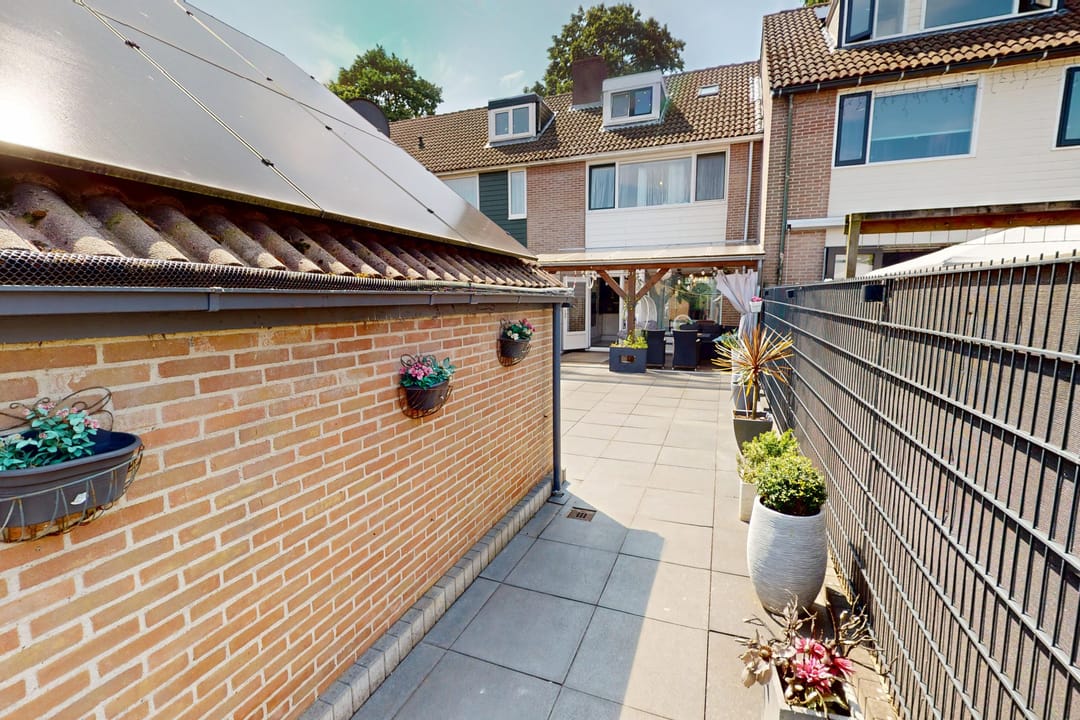 Foto 77 van Duiker 50