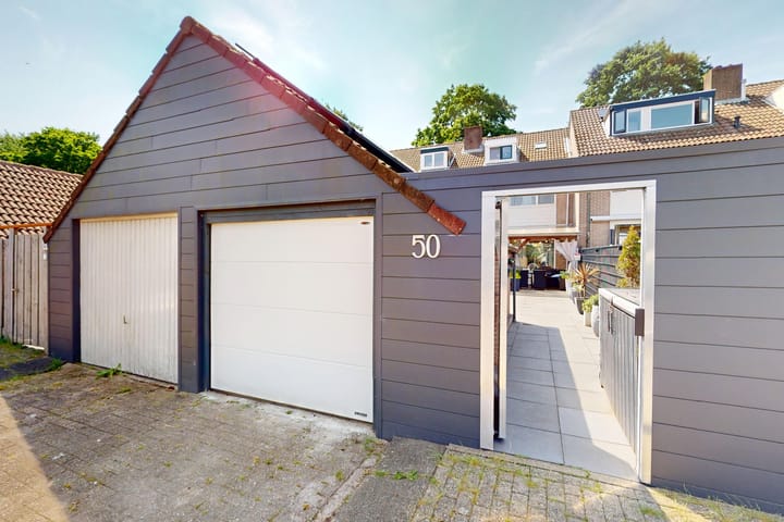 Foto 82 van Duiker 50