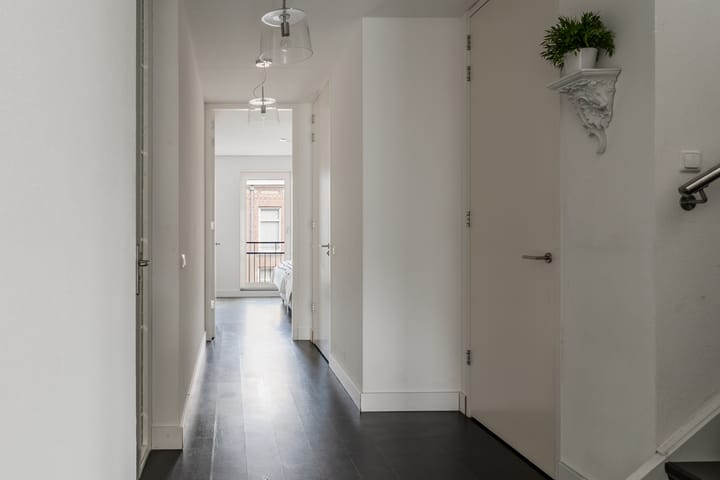 Foto 28 van Eerste Jan Steenstraat 8-D