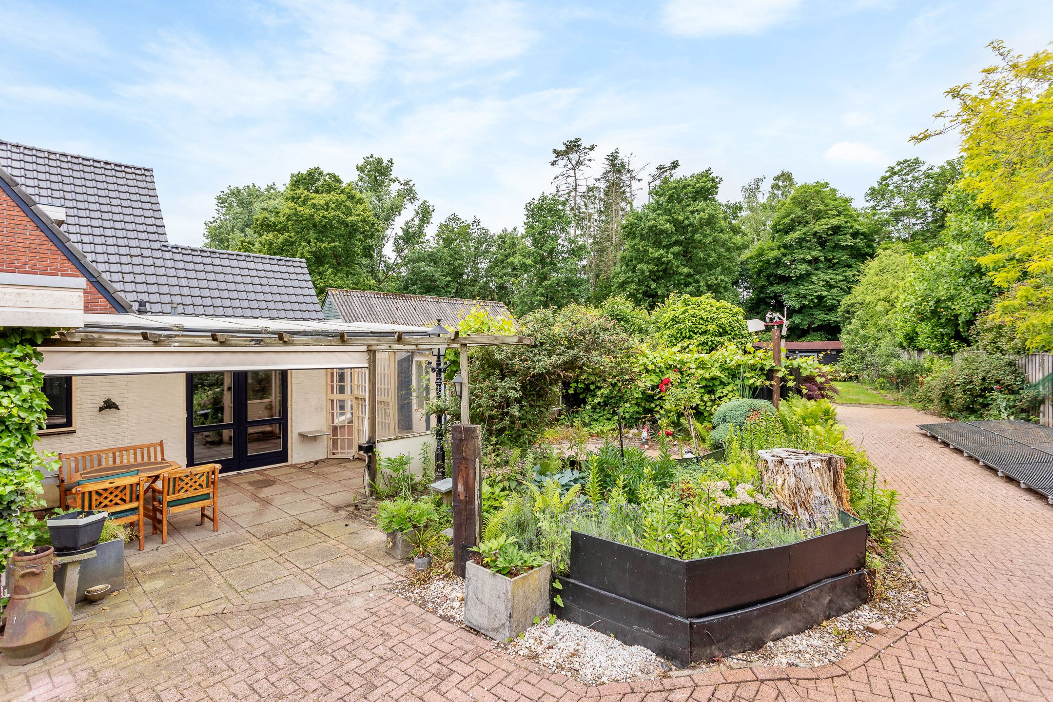 Foto 15 van Helmkruidlaan 3