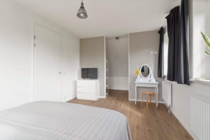 Foto 44 van Tiarastraat 23