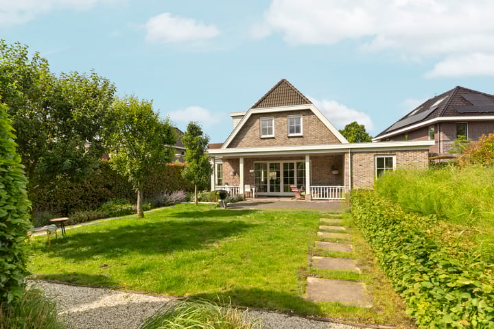 Foto 63 van Tiarastraat 23