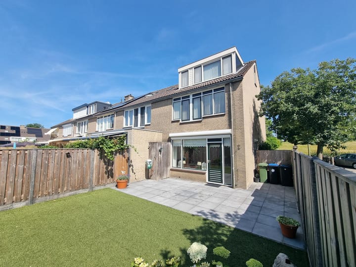 Foto 2 van Esdoornlaan 19