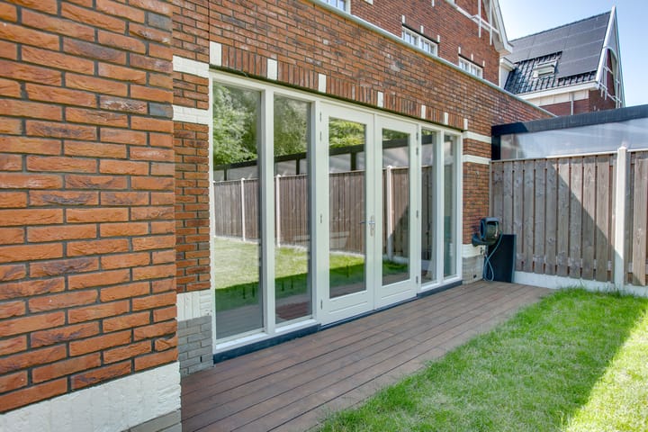 Foto 15 van Markgraaflaan 129