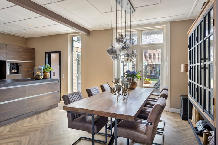 Foto 3 van Berfloweg 205