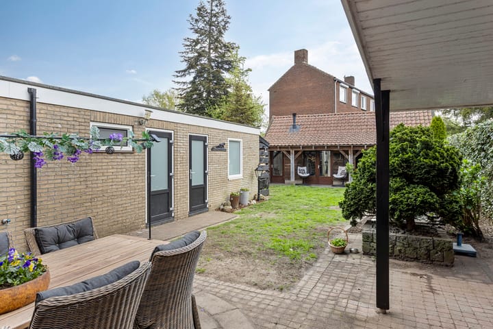 Foto 6 van Berfloweg 205