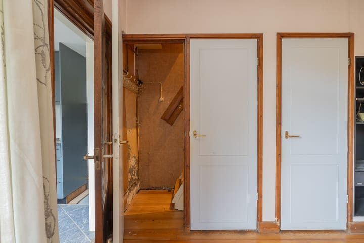 Photo 19 of Leidsevaart 158