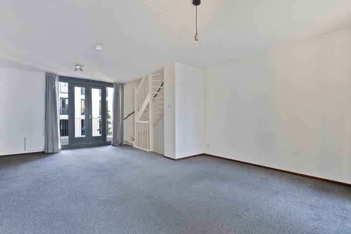 Foto 9 van Voltastraat 118