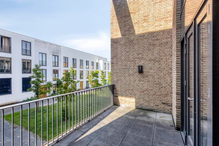 Foto 11 van Voltastraat 118