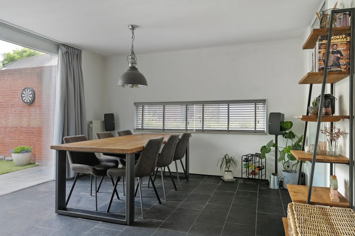 Photo 20 of Robert Fruinstraat 14