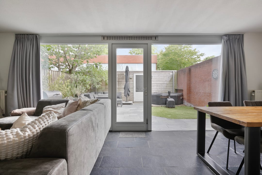 Foto 22 van Robert Fruinstraat 14