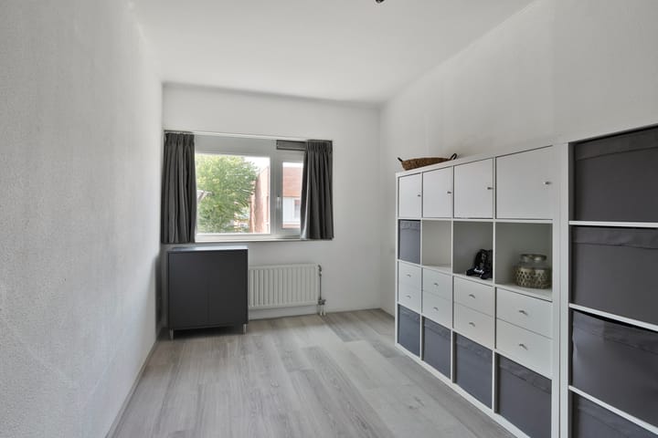 Photo 33 of Robert Fruinstraat 14