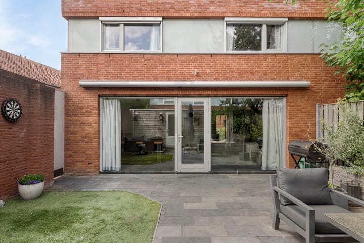 Photo 45 of Robert Fruinstraat 14