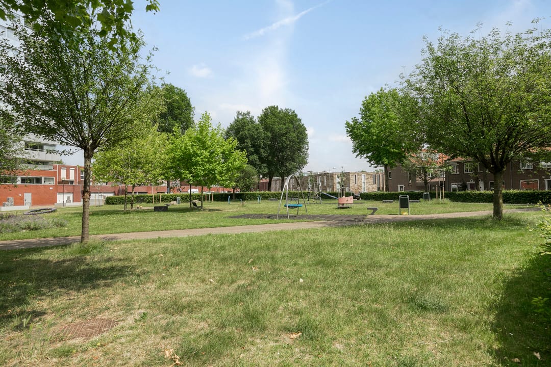 Foto 46 van Robert Fruinstraat 14