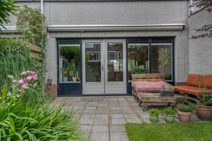 Foto 24 van Calsstraat 22