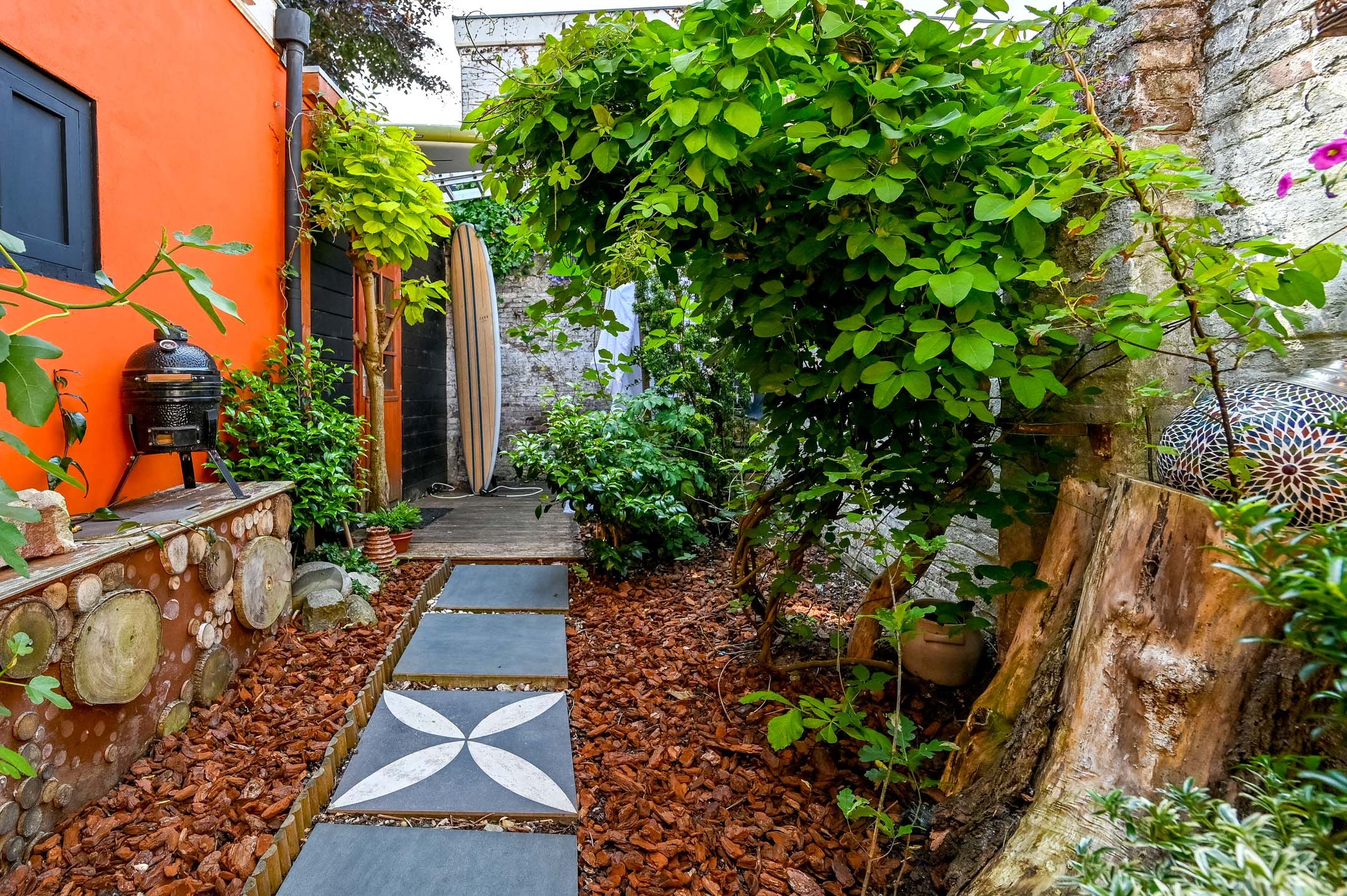 Foto 18 van Bloemertstraat 12