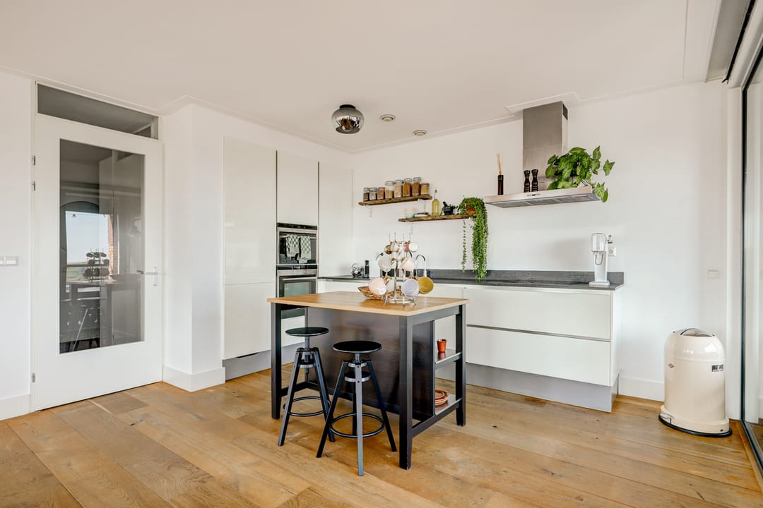 Foto 2 van Hermitage 124