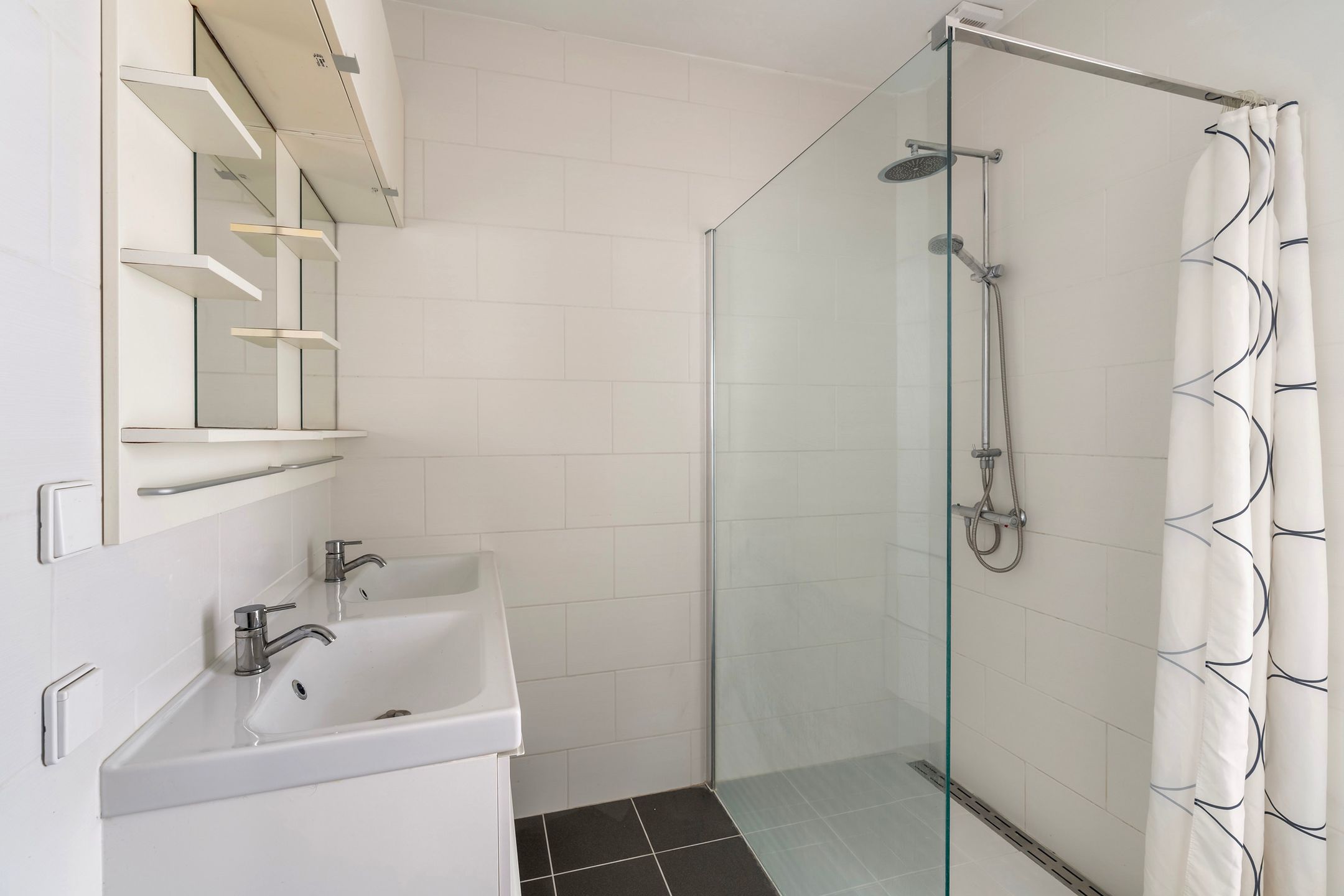 Photo 3 of Gouwestraat 4