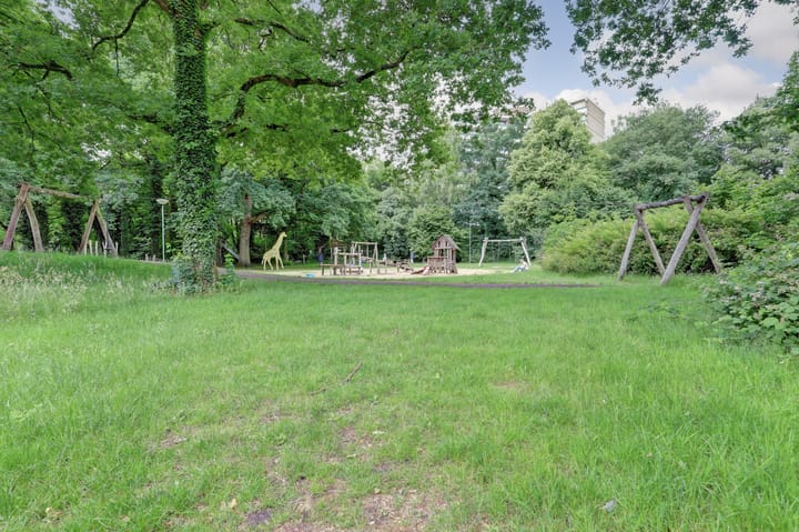 Foto 24 van Floreslaan 64