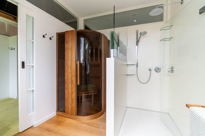 Photo 43 of Oostvlietweg 29