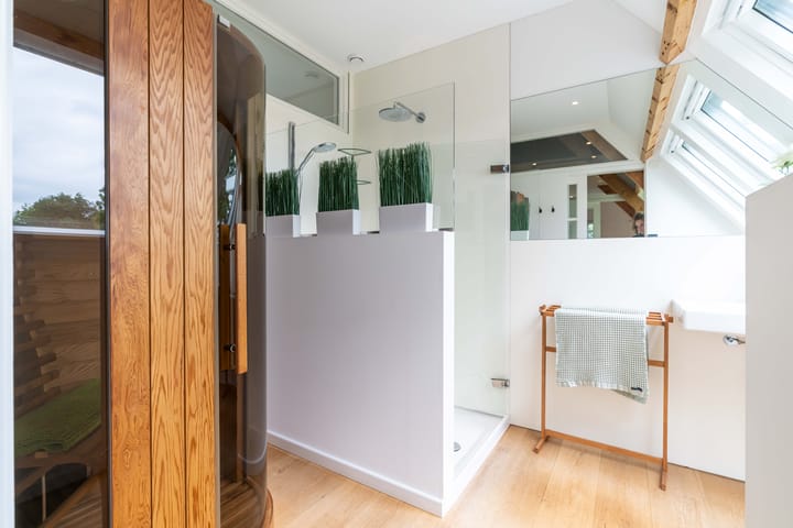 Photo 42 of Oostvlietweg 29