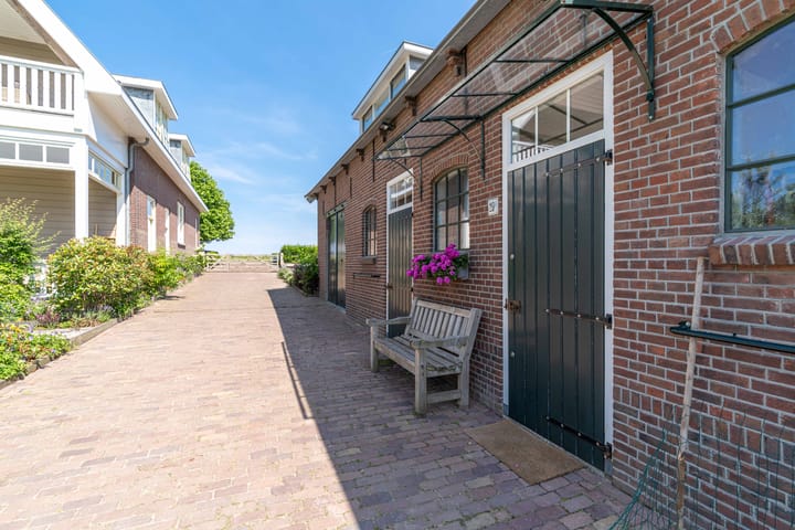 Photo 50 of Oostvlietweg 29