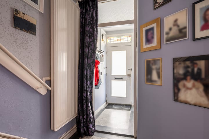 Photo 6 of van Riebeeckstraat 65